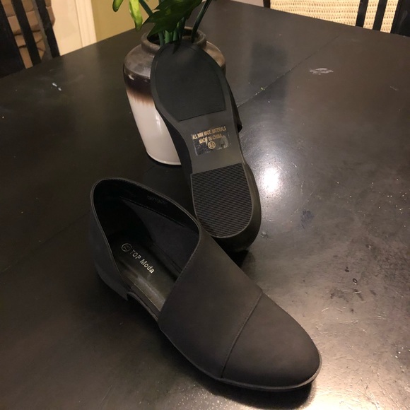 Boots - Picture 2 of 3